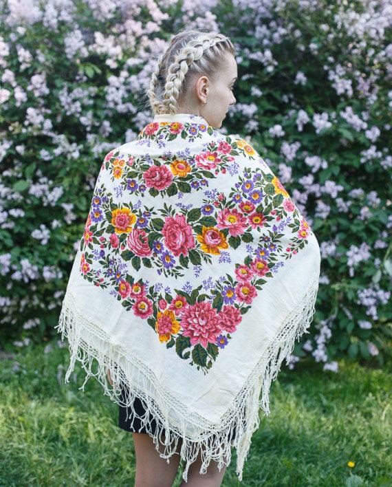 Vintage Shawl summer Evening White Floral Shawl Silk Blend