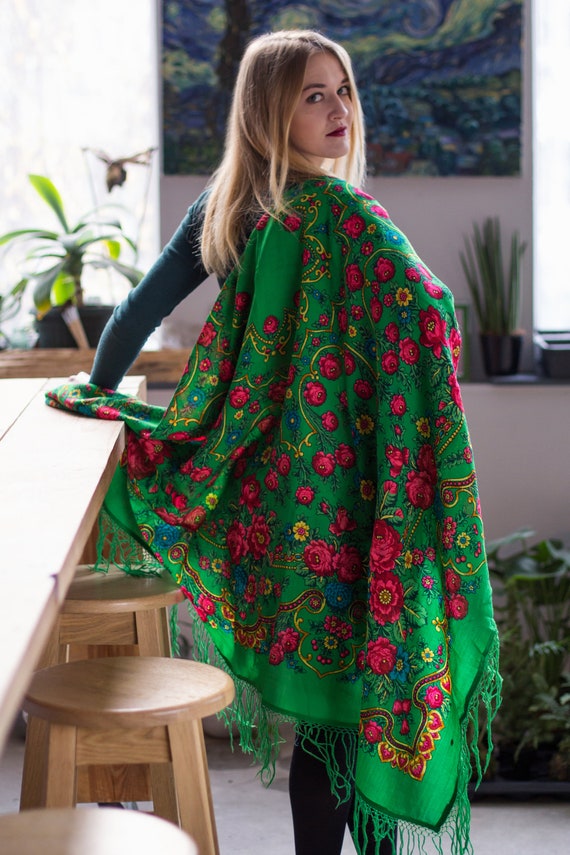 Vintage Ukrainian shawl “Love from the First sight