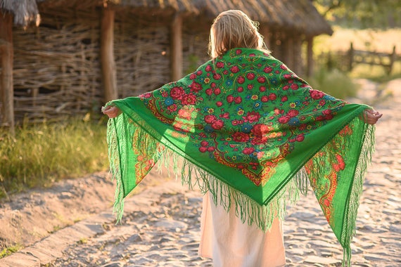 Vintage Ukrainian shawl “Love from the First sight