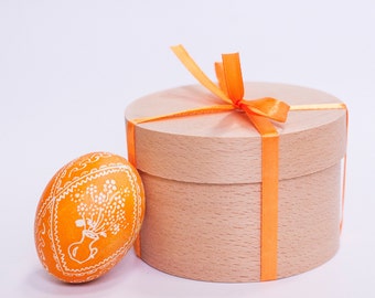 Huevo de Pysanka floral dorado pintado a mano, decoración para el hogar, soporte de madera, regalo de Pascua familiar, huevo y soporte, caja de regalo gratis