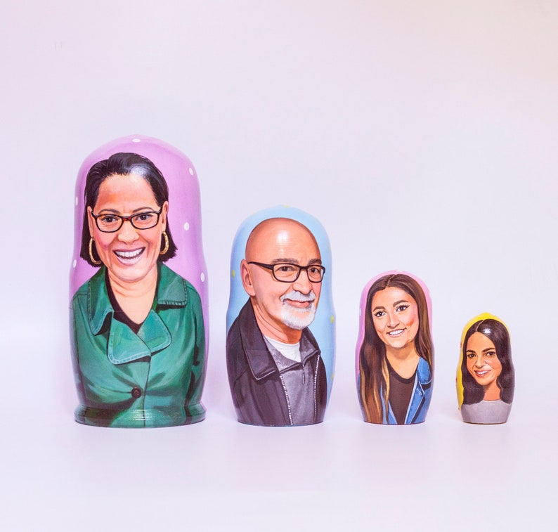 Family Portrait Nesting Doll from photo 3 pcs 4 pcs 5 pcs Hand Painted Custom Family Matreshka Art Doll Ukrainian Nesting Dolls Xmas Gift 4 pieces 6,2"(16cm)