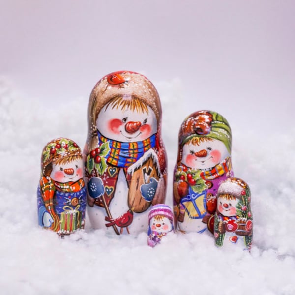 Plateau à étages bonhomme de neige | Plateau à étages d'hiver | Ensemble de 5 poupées, bonhomme de neige en bois peint à la main, décoration de maison de vacances, idée cadeau de Noël