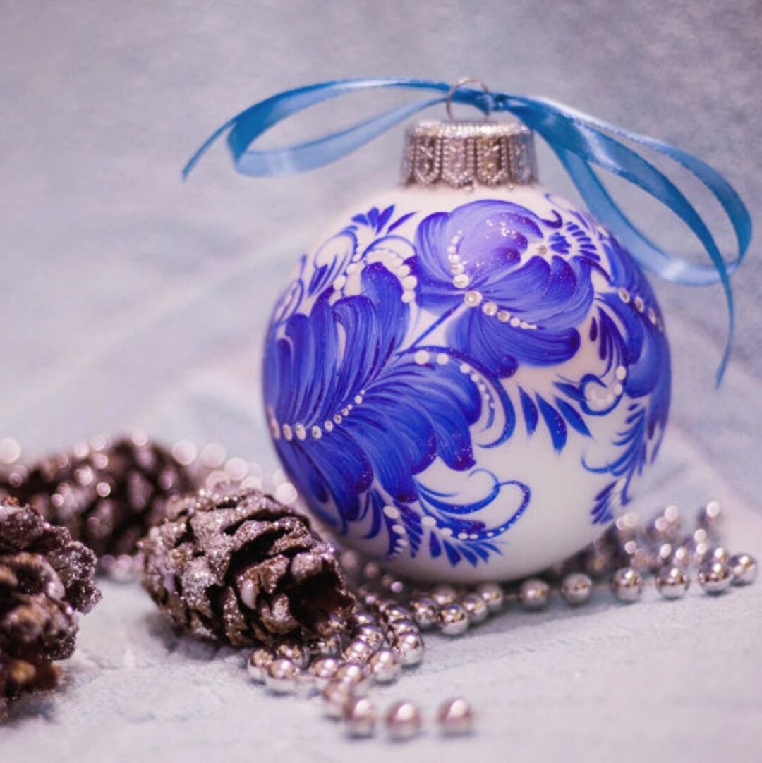 Blue and silver on sale christmas ornaments