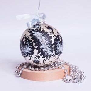 Clock  / black / Hand painted ornaments / Petrykivka