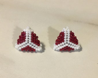 Peyote Stud Earrings, Hand Beaded Earrings, Peyote Earrings, Bead Weaved Earrings, White Red Earrings, Earrings for Women, Gift for Women