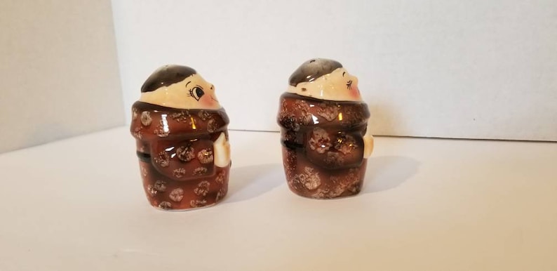 Merry Monks Made in Japan Vintage Friar Tuck Monk Salt /& Pepper Shaker Set Ceramic Shakers Whimsical Salt Pepper Shakers
