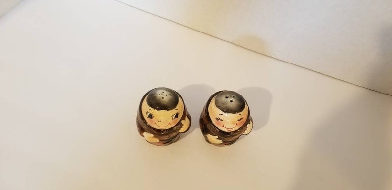 Merry Monks Made in Japan Vintage Friar Tuck Monk Salt /& Pepper Shaker Set Ceramic Shakers Whimsical Salt Pepper Shakers