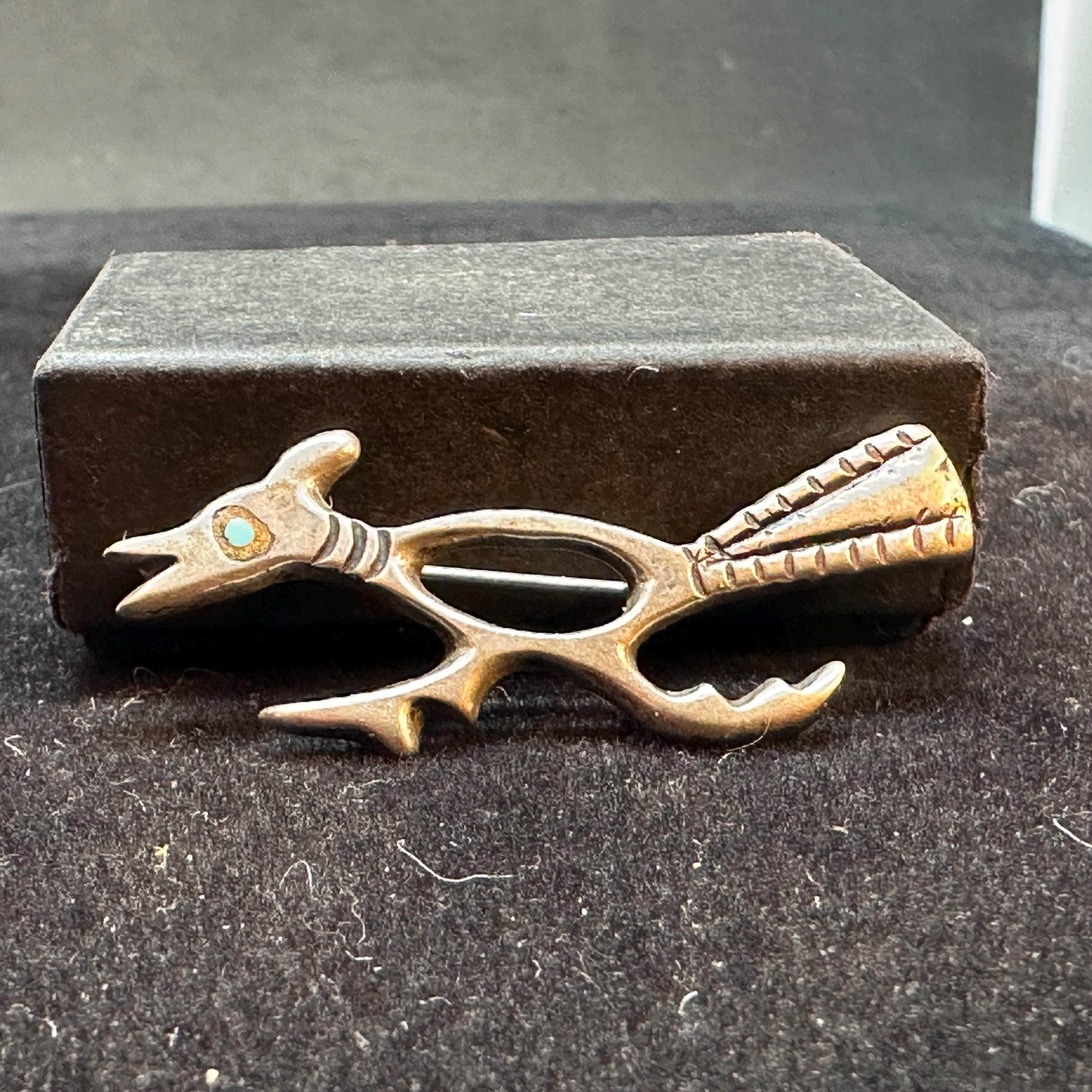 Zuni roadrunner pin - Etsy 日本