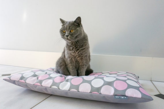 Dog or Cat Waterproof Pillow Pet Bed Dog Bed Cat Bed Cat