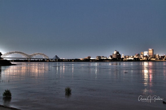 Memphis Skyline (Various Styles)