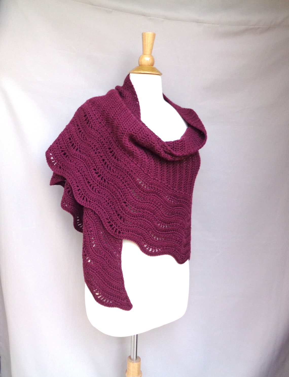 Half Circle Shawl Crochet Pattern with Scallop Lace Border Etsy