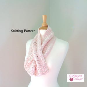 Keyhole Scarf Knitting Pattern, Scallop Lace, Easy Knit Pattern, Worsted Aran Yarn, One Skein Scarf, Neck Warmer Cowl Scarf