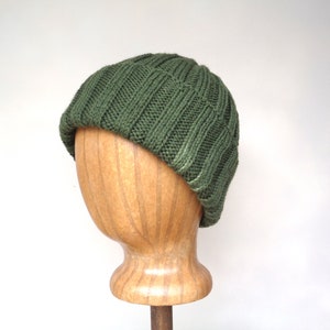 Ribbed Hat With Crown Detail Knitting Pattern, Worsted Yarn, Men Women ...