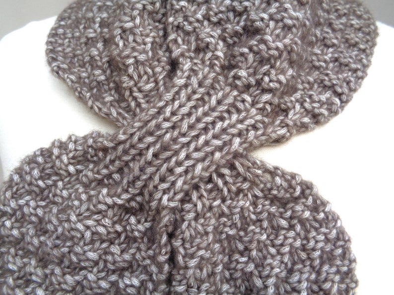 Box Stitch Ascot Scarf Knitting Pattern, Easy Neck Warmer Bow Scarf, Worsted Aran Yarn, Women & Teen Girls image 2