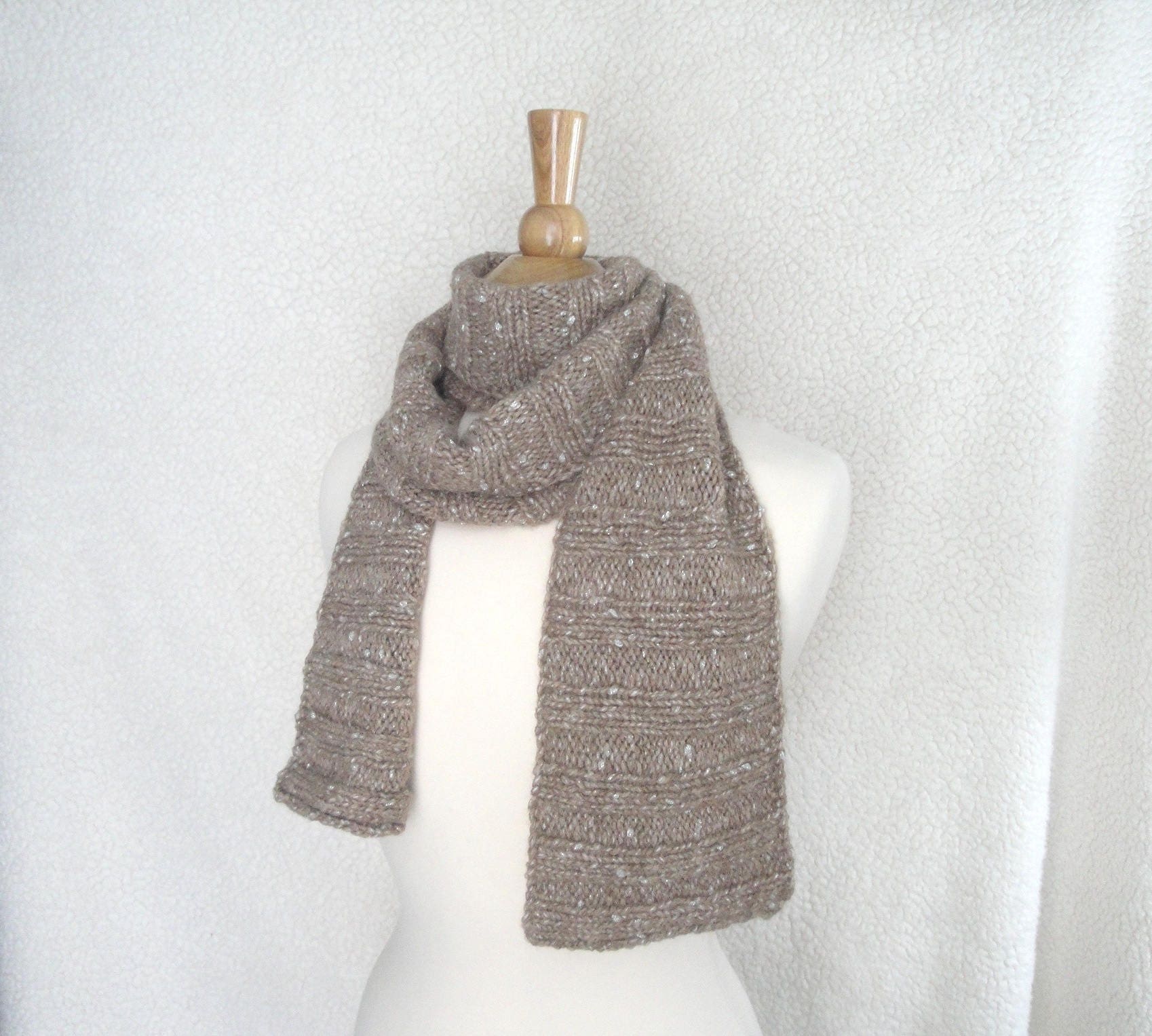 Side to Side Scarf Knitting Pattern, Chunky Knit, Lengthwise