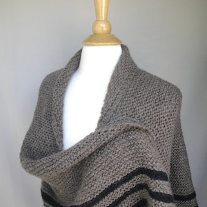 Garter Stitch Shawl with Border Stripes Knitting Pattern, Outlander Inspired Claire Carolina, Chunky Yarn, Knit Top Down image 8