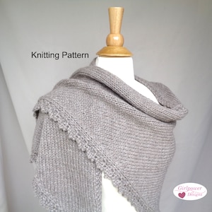 Chunky Shawl with Lace Border Knitting Pattern, Side to Side, Stockinette Stitch, Scallop Lace, Prayer Shawl