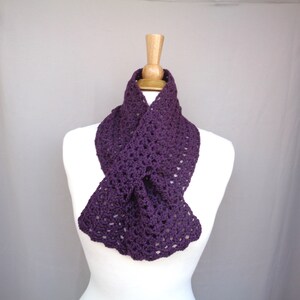 Easy Crochet Pattern Keyhole Scarf, Worsted Yarn, Lacy Scallop, Pull Through Scarf, Ascot Neck Warmer image 2