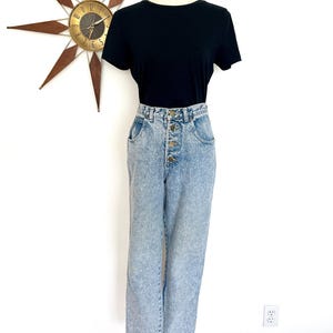 Vintage 1990s Acid Wash Tapered Leg High Waist Loose Mom Jeans by Essentials Sport, Button Fly, Retro 90s Stone Wash Cotton Denim, 27x28, M