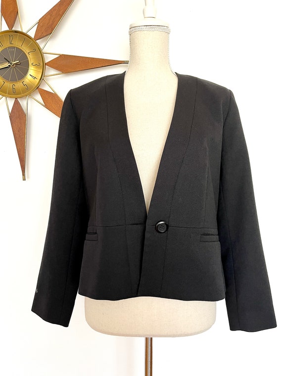 Vintage 2000s Black Wool Crepe One Button Cropped… - image 5