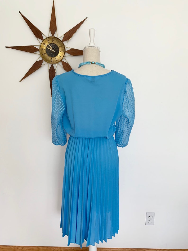 Vintage 1970s Sky Blue Polyester Blouson Midi Dress with Sheer Sleeves, Pleated Skirt, & Matching Belt by Ms. Claire New York, Retro Dress L image 4