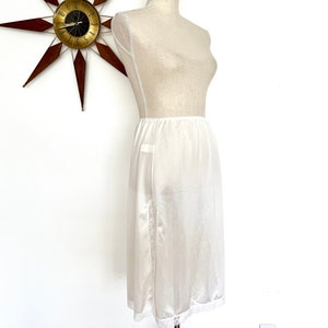 Vintage 1970s NOS White Nylon Half Slip Skirt with Lace Trim & High Side Slits by Morning Star, Vintage Lingerie, Bridal Slip, Pin Up M