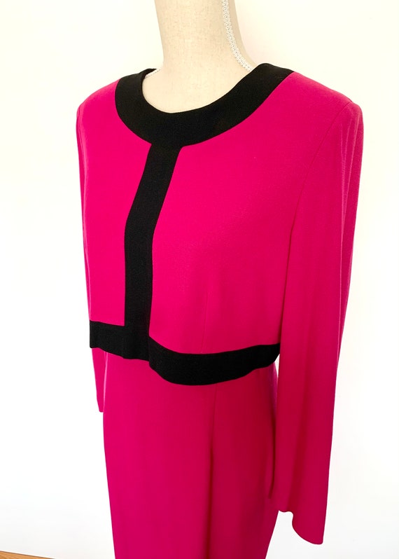 Vintage 1990s does 60s Fuchsia Sheath Dress by Ta… - image 6