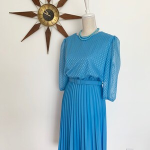 Vintage 1970s Sky Blue Polyester Blouson Midi Dress with Sheer Sleeves, Pleated Skirt, & Matching Belt by Ms. Claire New York, Retro Dress L image 10