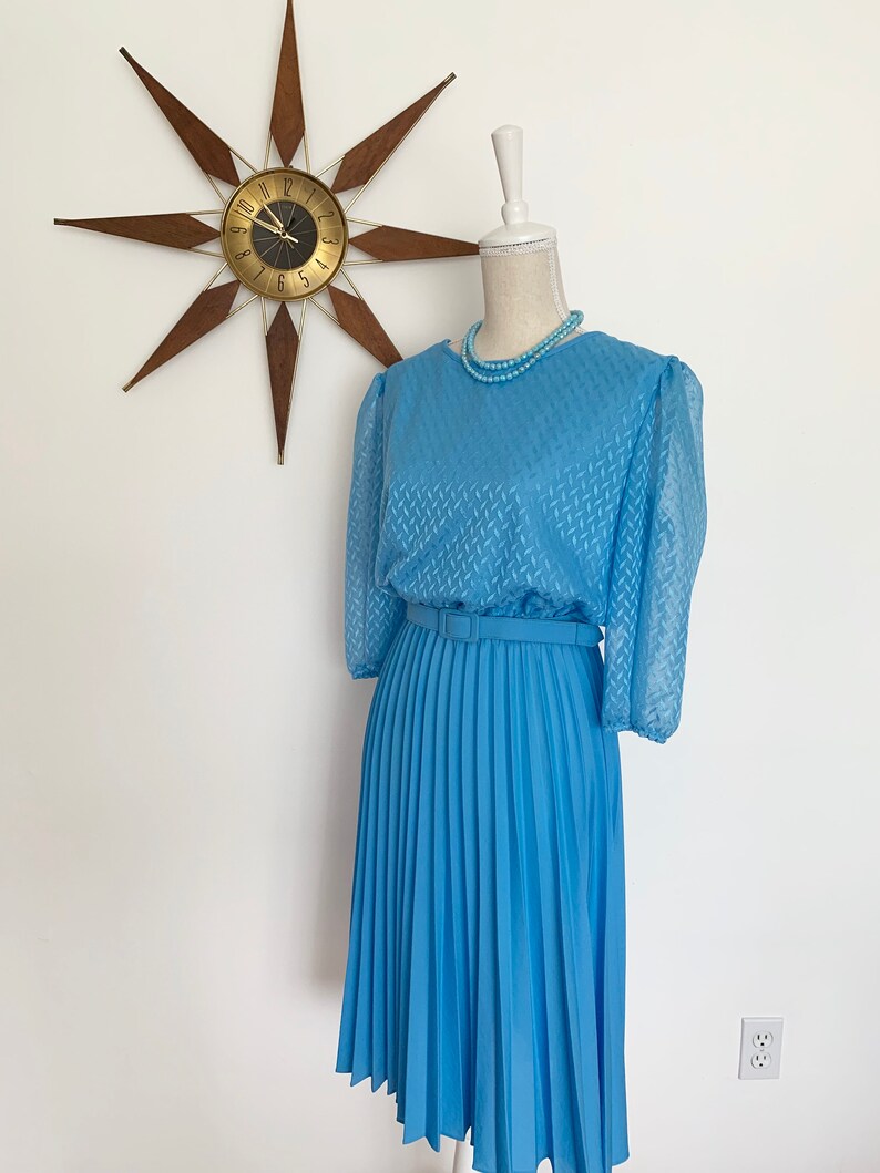 Vintage 1970s Sky Blue Polyester Blouson Midi Dress with Sheer Sleeves, Pleated Skirt, & Matching Belt by Ms. Claire New York, Retro Dress L image 10