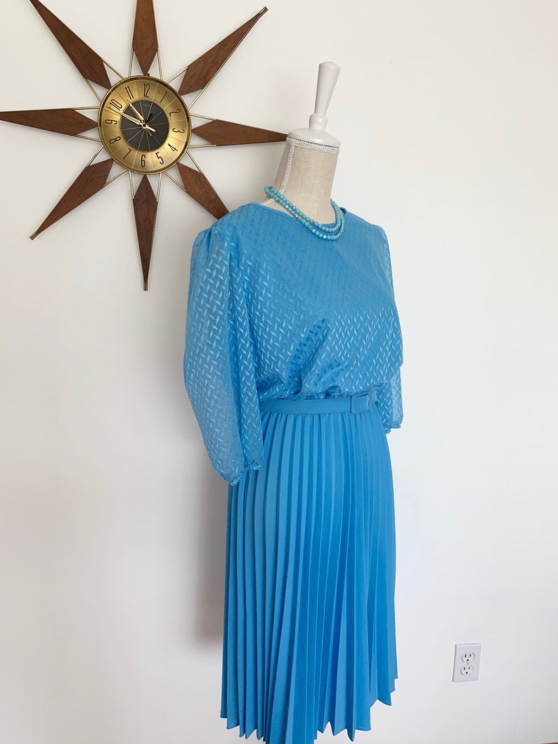 Vintage 1970s Sky Blue Polyester Blouson Midi Dress with Sheer Sleeves, Pleated Skirt, & Matching Belt by Ms. Claire New York, Retro Dress L image 3
