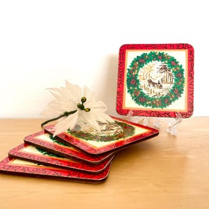 Vintage 1960s/70s Christmas Wreath Cork Backed Coasters, Set of 5, Rustic Old Fashioned Holiday Scene, Decorative Coasters for Drinks