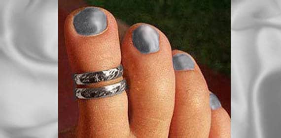 Prachtige verstelbare teen sieraden die elke vrouw kan dragen. Massief zilveren teenring sieraden Sieraden Lichaamssieraden Teenringen Handgemaakte teenringen gegraveerd in een opvallend ontwerp 