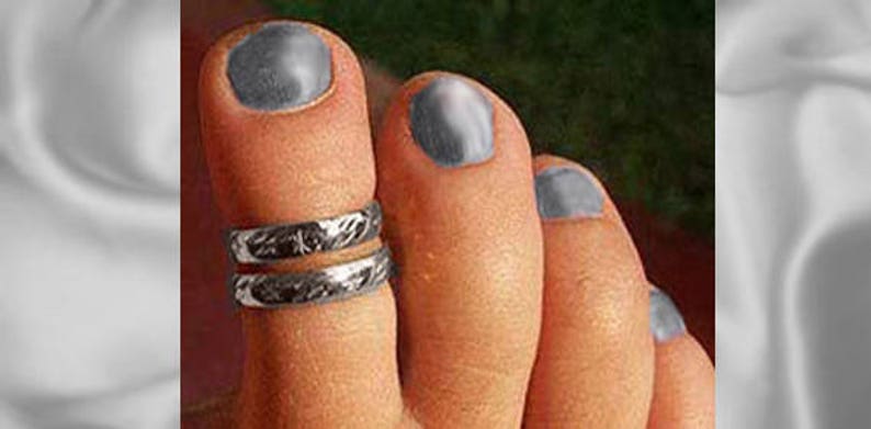 Solid Silver Toe Ring Jewelry Hand made toe rings engraved in an eye-catching design Gorgeous adjustable toe jewelry any women can wear. image 3