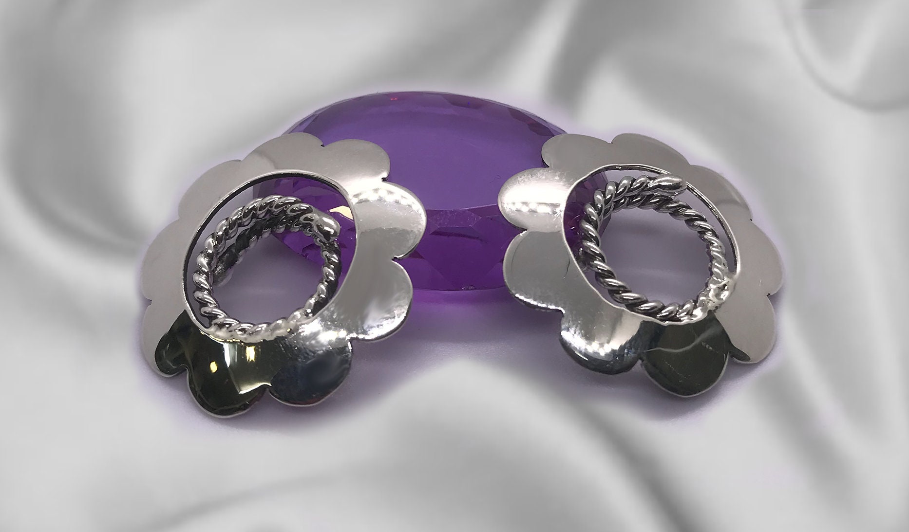 Nipple Shields Non Piercing Design Small Silver Petals Silver Body