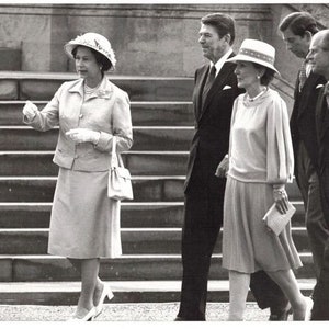 The Queen Elisabeth II Ronald Reagan  (5X) Photo collection, 1970/80. - original vintage photos