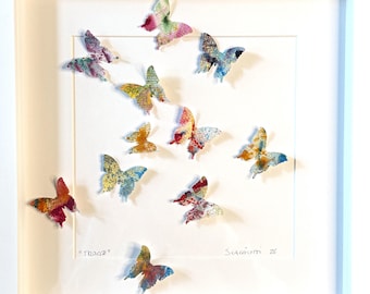 Andrea Scacciotti “Tracce II” – Gerahmtes 3D Schmetterling Kunstwerk – Handgemachte Natur Wandskulptur – Strukturiertes Papier Kunst – Erbauendes Wohndekor