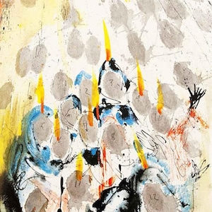 Può includere: Dipinto astratto con uno schema di colori giallo, blu e bianco. Il dipinto presenta una figura centrale con le braccia distese e una serie di cerchi numerati. Lo sfondo è giallo chiaro con una serie di macchie bianche e grigie.