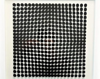 Victor Vasarely - Zwei überlappende Siebdrucke, einer auf Karton, der andere auf transparenter Folie erzeugen den kinetischen Effekt.