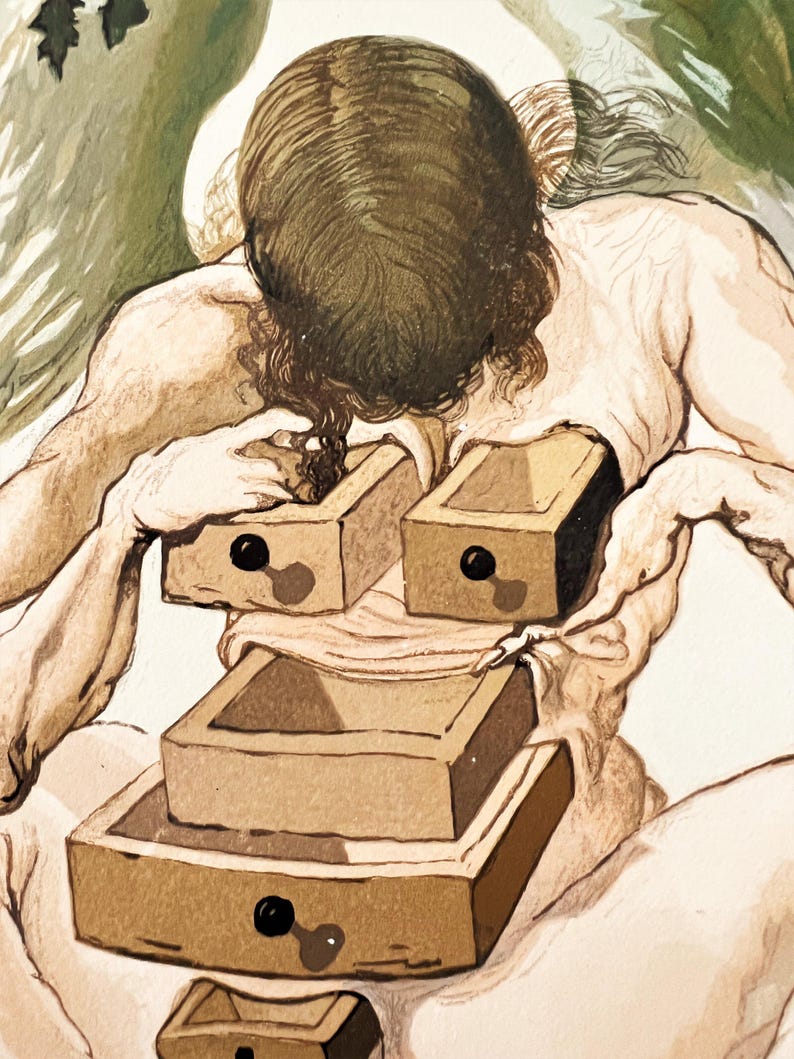 Puede incluir: Ilustraci&oacute;n art&iacute;stica que presenta una figura con cavidades tor&aacute;cicas abiertas que revelan varias cajas rectangulares con perillas negras. La obra de arte utiliza una paleta de colores apagados de marrones, beiges y blancos, creando una est&eacute;tica vintage.