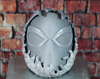 Máscara/casco Venomized impreso en 3D sin procesar