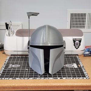 Mando Helm mit Entfernungsmesser v2