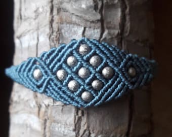 Macrame bracelet