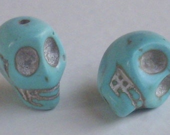 2 perles tête de mort turquoise 13x12 mm - howlite