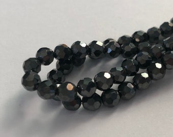 60 magnetic faceted hematitis - 4mm