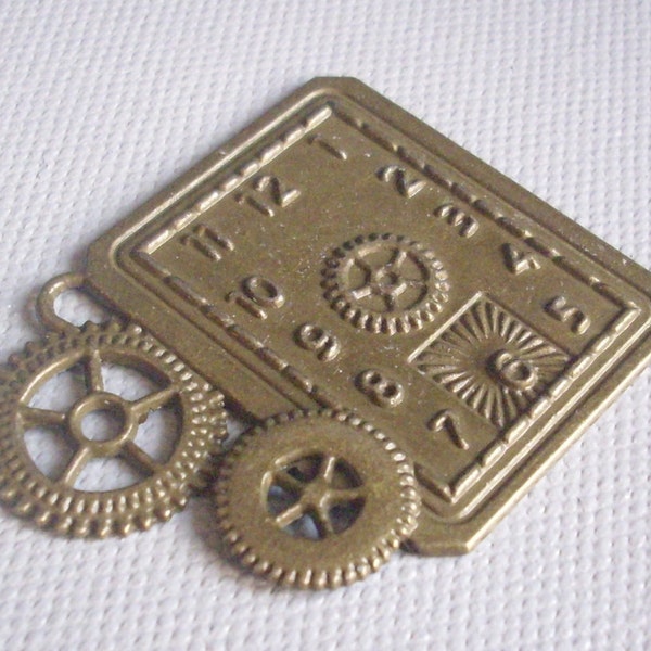 Pendentif ou breloque STEAMPUNK bronze - 49x40 mm