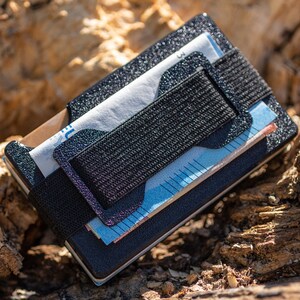 Cartera Artesanal de Plástico para Tarjetas, Tarjetas de Crédito y Tarjetas con Gomas Elásticas