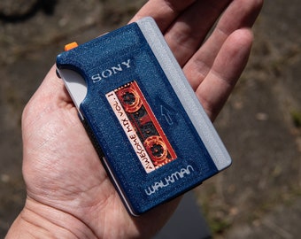 Guardians of the Galaxy Card Holder Wallet, Star Lord Walkman wallet, minimalistic lightweight durable cardholder, retro movie prop, TPS-L2