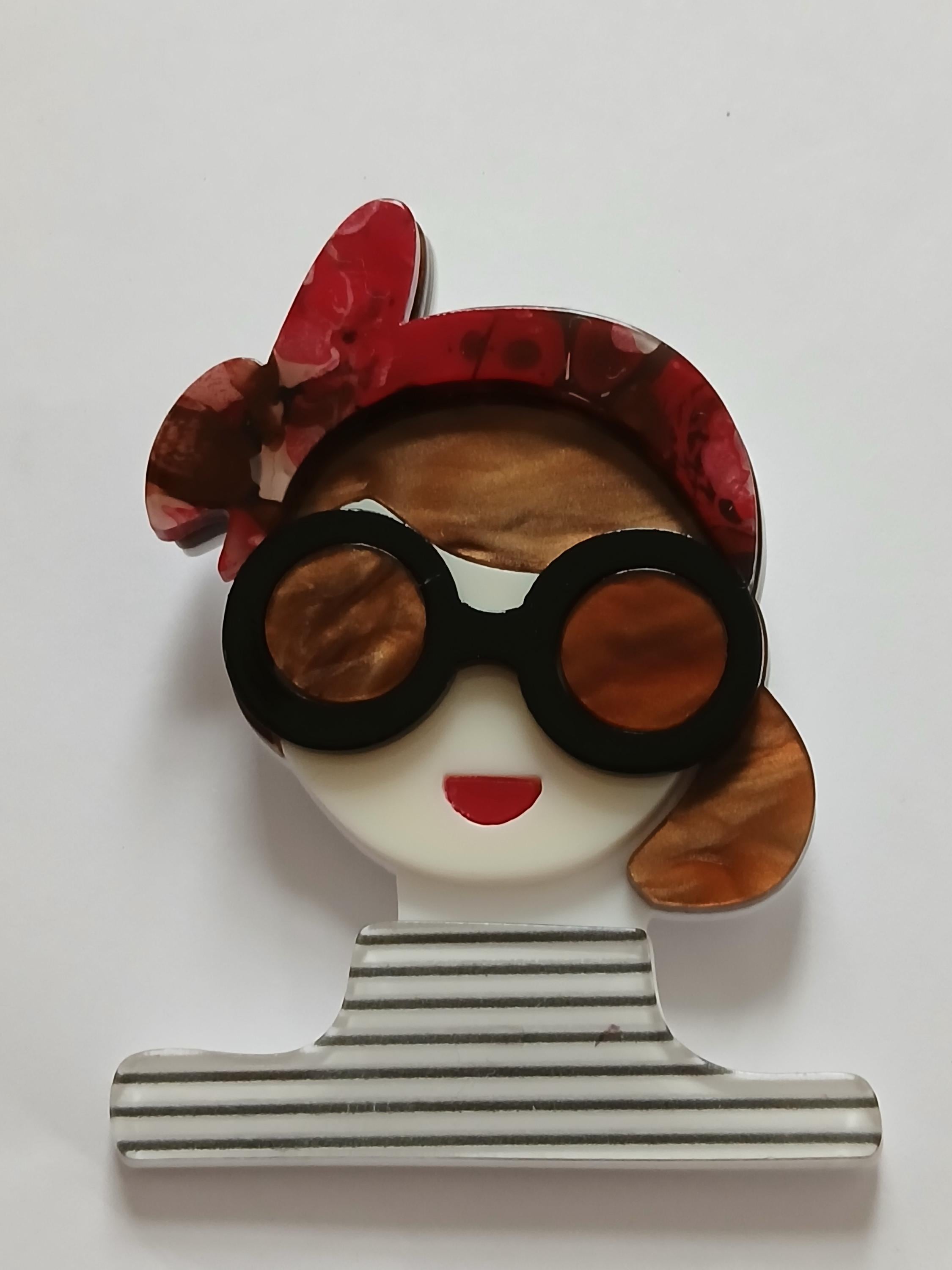 Vintage plastic brooch - Etsy 日本