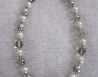 Vintage Glass and Pearl Necklace