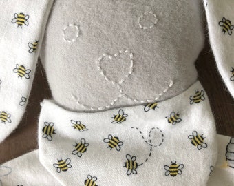 Baby Blanket/Cuddle Cloth/Lovie/Thumb Sucking Blanket